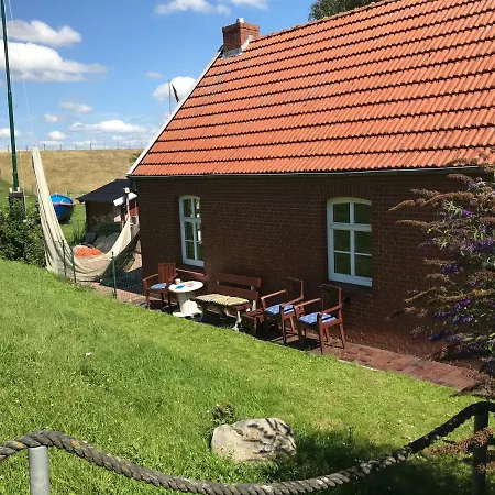 Vier Sterne am Hafen, Ditzum-2