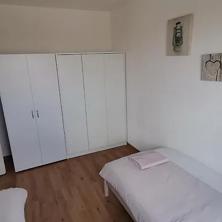 2 Zimmerwohnung Hinrichsring-2