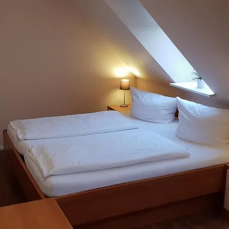 Airport Hotel One Aparthotel Sylt-3