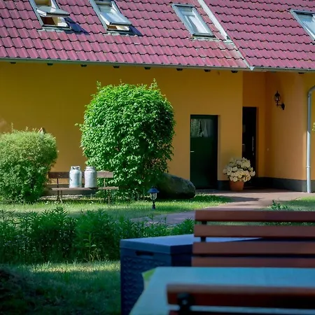 Matys Landhausperle an der Müritz-3