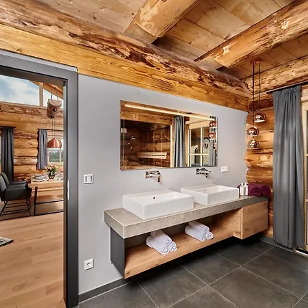Luxus-Chalets Laumertal-3