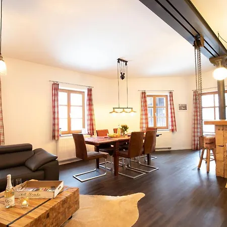 Georg Mayer Haus-3