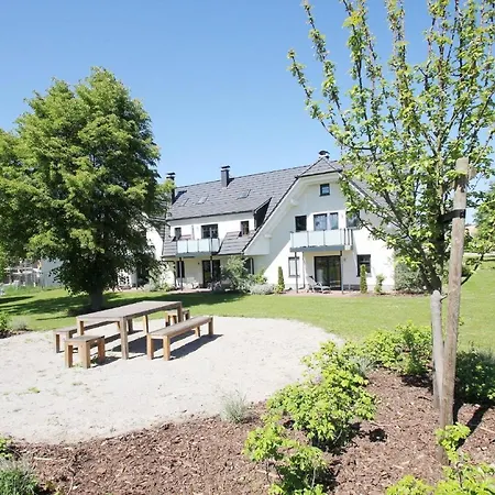 Strandresort Rex Rugia Ferienwohnung 13-2 mit Sauna- und Schwimmbadnutzung im AHOI Sellin-2