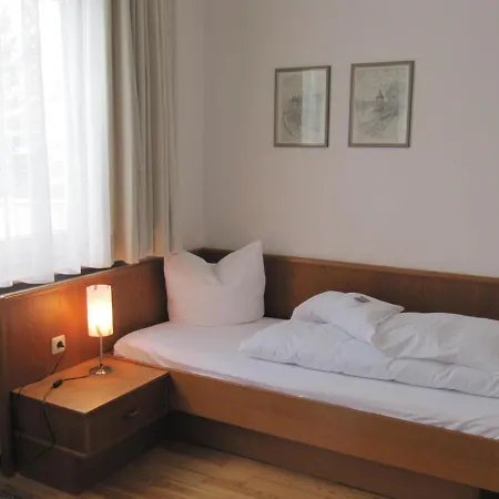 Hotel Burgwald-3
