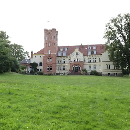 Schloss Lelkendorf, FeWo Groß Gievitz-3