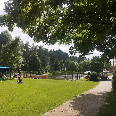 Haus zur lachenden Lieselotte I 5 Minuten zu Fuß zum kostenlosen Naturbad I Messenähe I Waldnähe-3