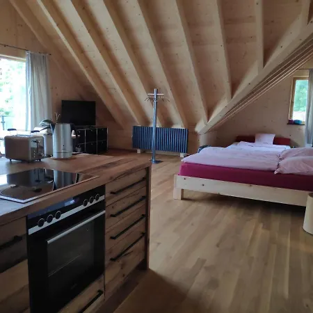 Ferienwohnungen und Zimmer in Reutlingen-Gönningen-3