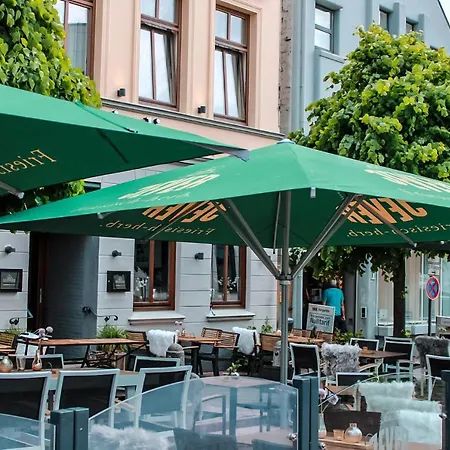 Hotel Schwarzer Adler Jever-3