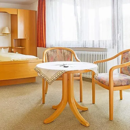 Gasthof und Pension zum Kreuz-2