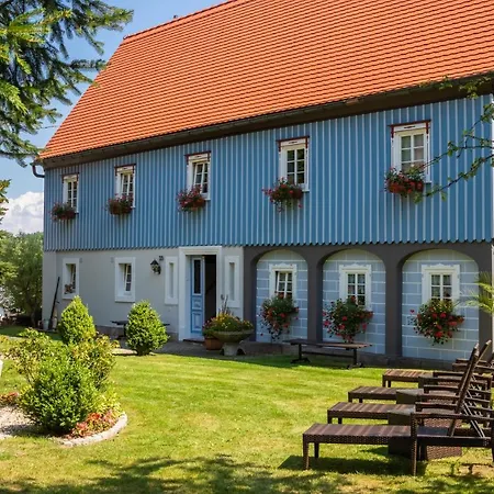 Romantik Hotel Zum Lindengarten-2