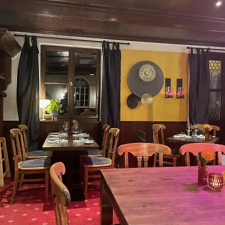 Der Hirsch & Frederix - Altstadthotel & Restaurant-3