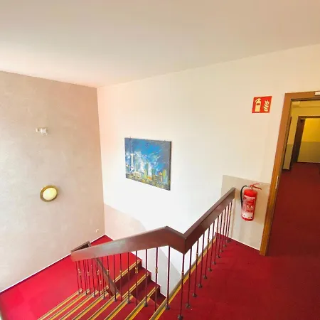 Hotel Grimm-3