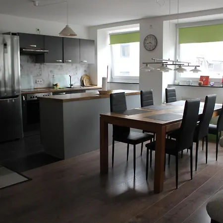 ROOMS in SHARED HOUSE SAARBRUCKEN Center-2