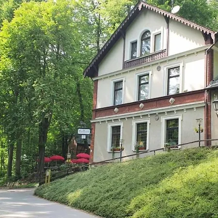 Forsthaus-2