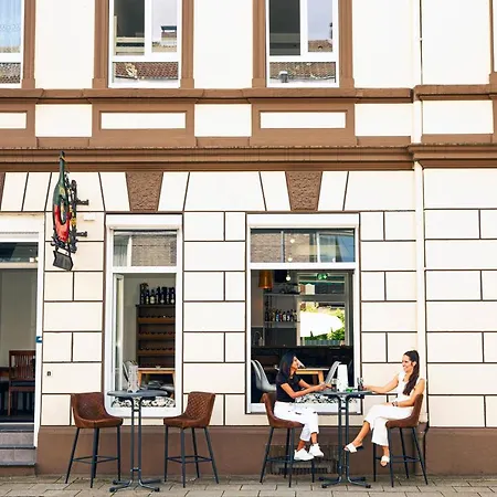 Hostel Wohnzimmer-Essen-2