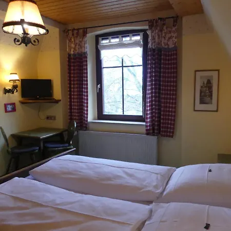 Bayerischer Hof-3