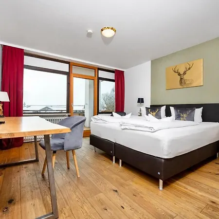 Hotel Alpenglühn-3
