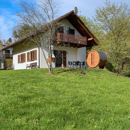 Seepark Kirchheim Ferienhaus bei Zeta mit Sauna-2