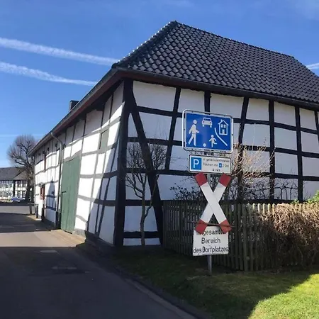 Die kleine Villa OLEFant im historischen Ortskern von Schleiden-Olef-2
