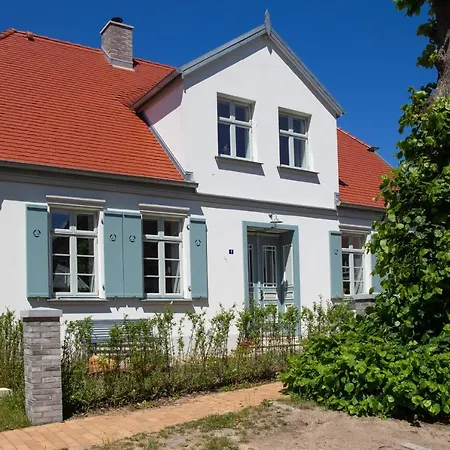 Kapitaenshaus Luv & Lee-2
