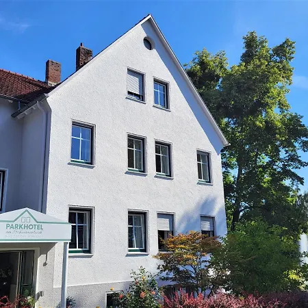 Parkhotel Am Schwanenteich-3