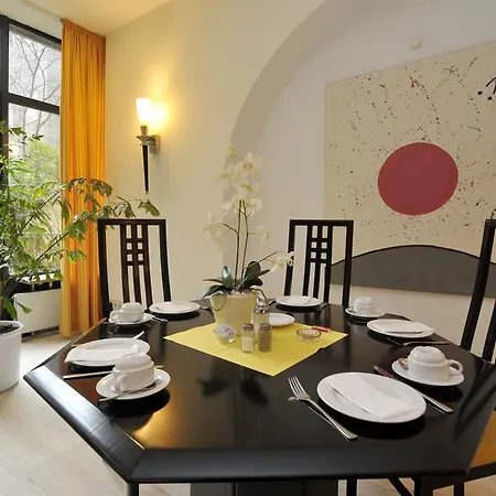 Cityhotel Koenigstrasse-3
