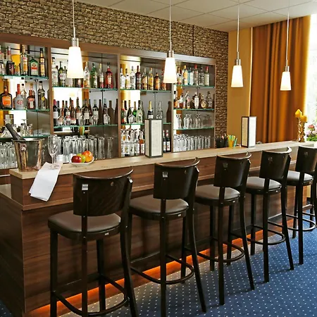 Royal International Leipzig-2