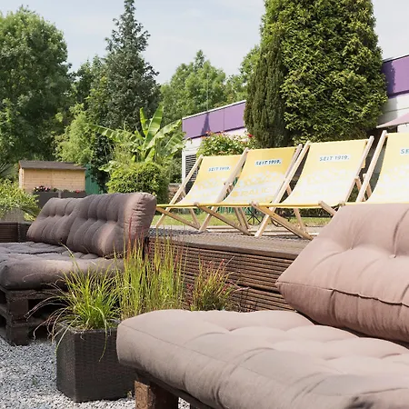 Mercure Hotel Duesseldorf Airport-3