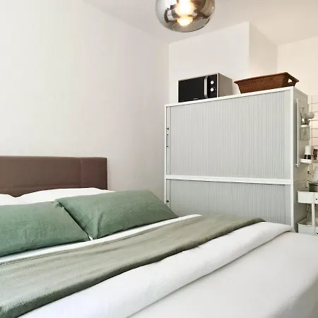 Schöne Ferienwohnung im Zentrum mit Self Check-In und Free Wifi-2