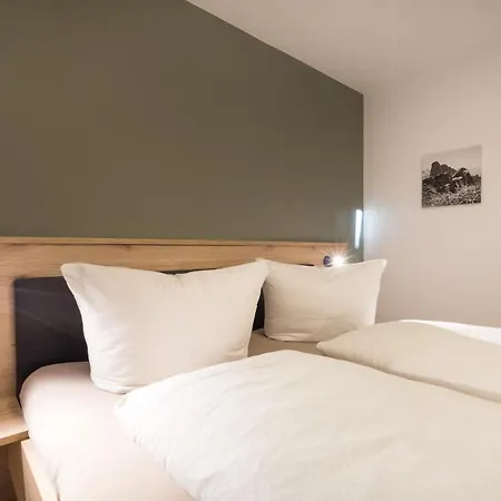 Ferienwohnung Alpentraum - Wildblume-2