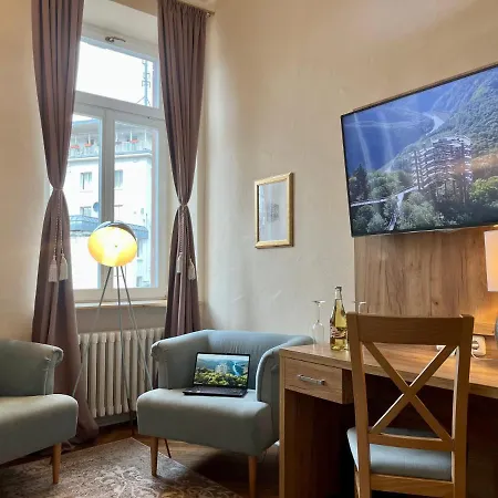 Hotel Stadtvilla Laux-3