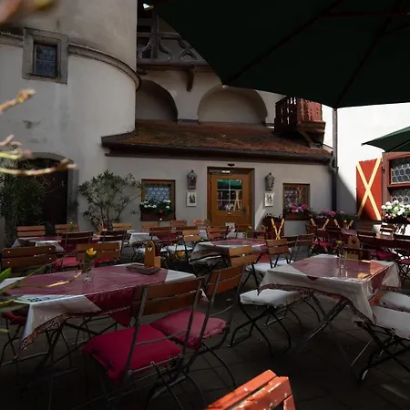 Schlosshotel Harburg-2