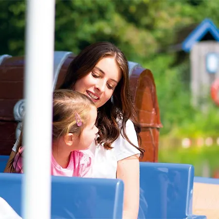 Ravensburger Spieleland Feriendorf-3