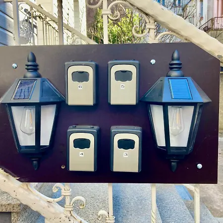 Living At Saarpartments - Adultsonly - Business & Holiday Homes With Kitchen For Long- And Short Term Stay, 3 Min To St Johanner Markt And Points Of Interest-3