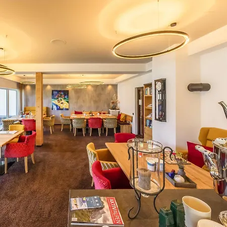 Steinhausers Hotel Hochbühl-3
