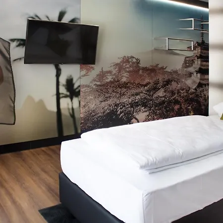 Ru Hotel By Wmm Hotels-2