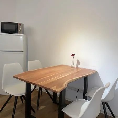 24-7 Stadthotel Stuttgart-3