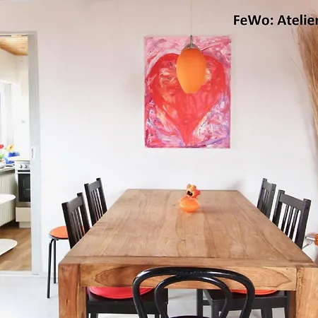 Atelierwohnung Mit Seeblick-2