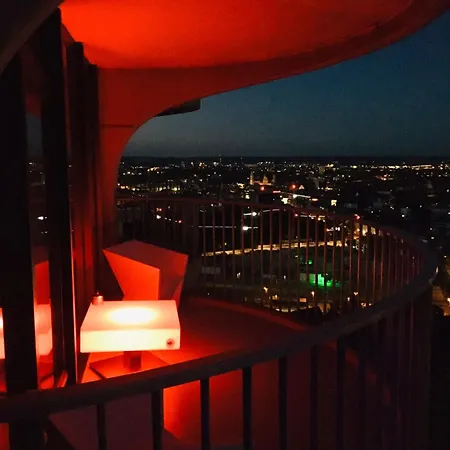 Sky-Romantic-Room-2
