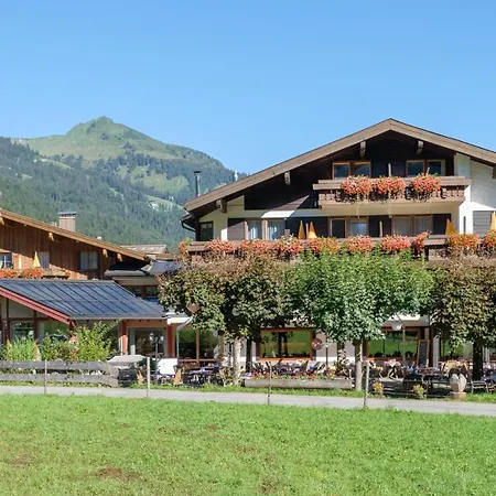 Hotel Birgsau-2