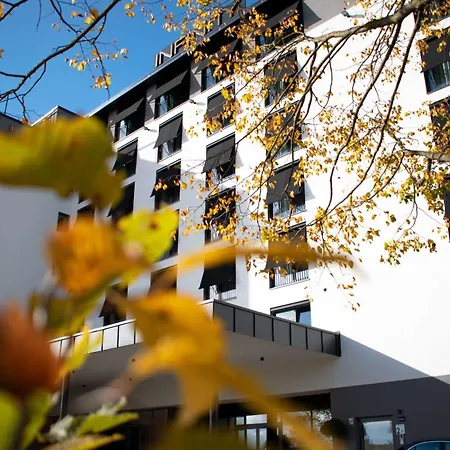Infinity Hotel & Conference Resort Munich-2