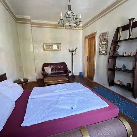 Homeplanet Hostel-2