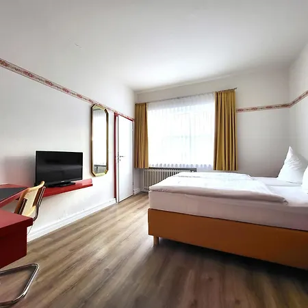 City Hotel-2