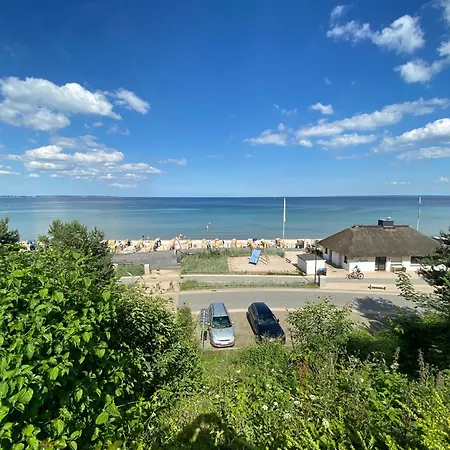 Studio mit Panorama-Meerblick und direkter Strandlage in Scharbeutz-3