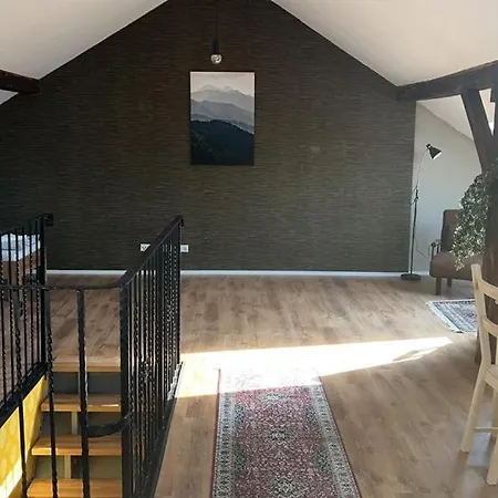 Tm Studio-2