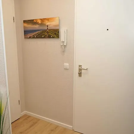 Ferienwohnung zur Hafenseite - 200 Meter zum Strand-3
