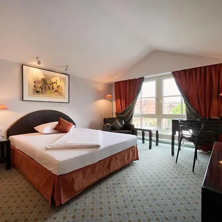 Hotel Lechnerhof Unterföhring-2