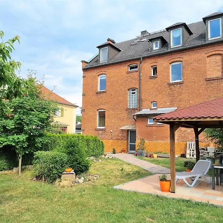 Apartment Bayreuth, Grosse Ferienwohnung Im Haus Mit Kunst, 3 Schlafzimmer, Kueche, Parkplatz-2