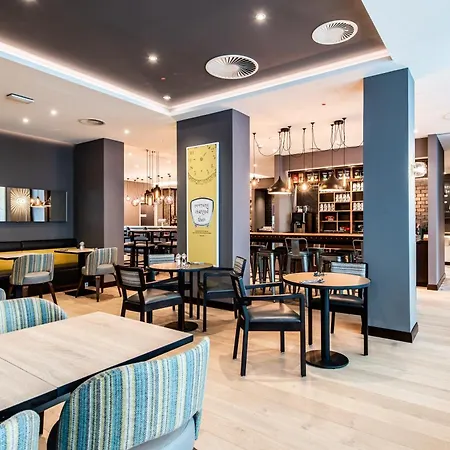 Premier Inn Leipzig City Oper-2