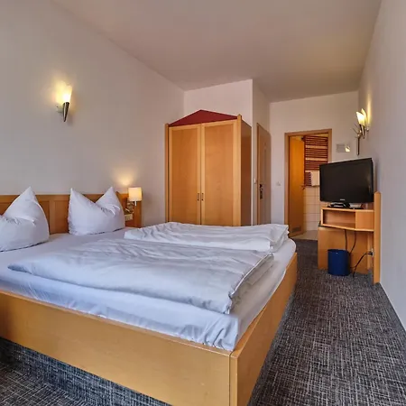 Hotel Roter Hahn-2